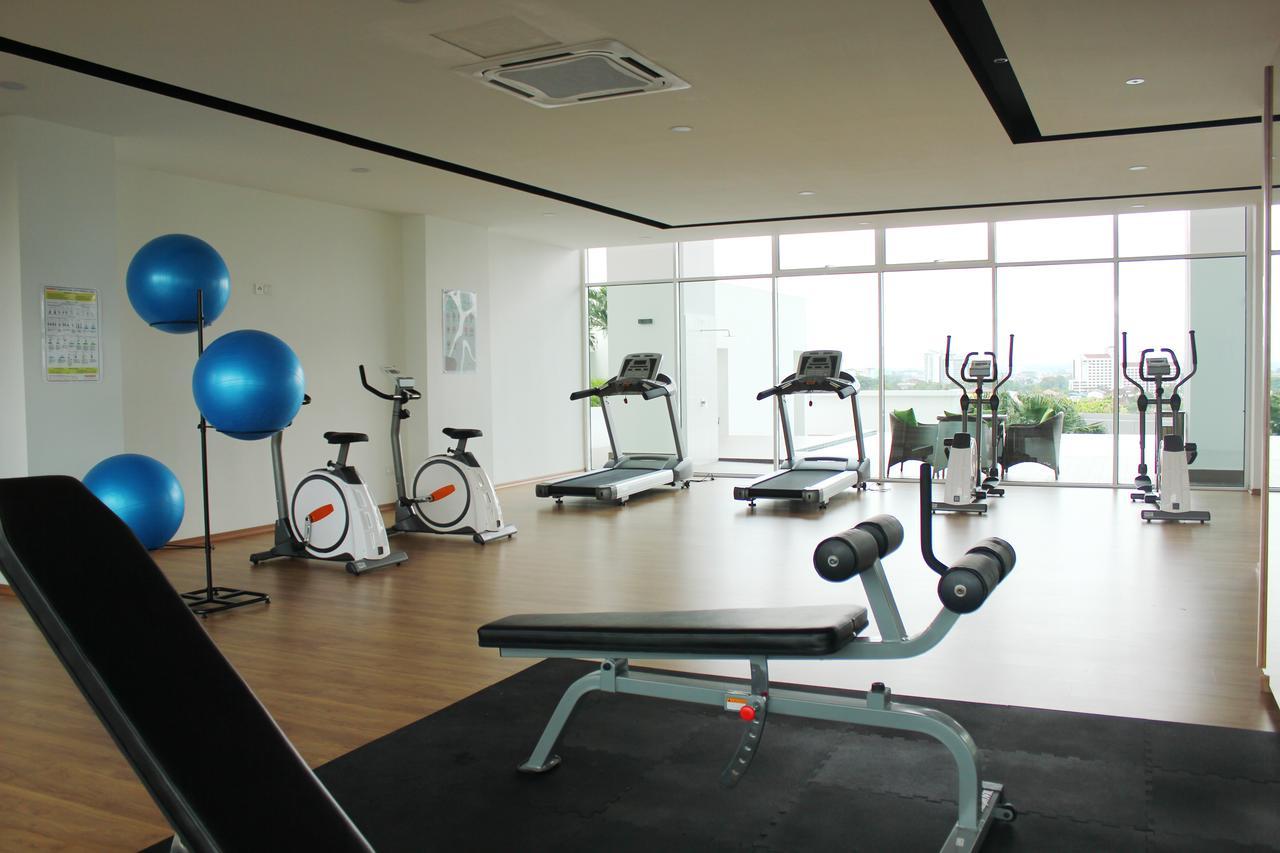 Pinnacle Tower Apartment Stay By Feel Suites Johor Bahru Exterior foto